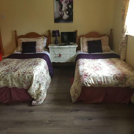Heeneys Lodge B&B Donegal Town Exterior photo